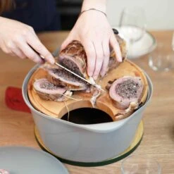 Cookut Wooden Chopping Board -Home Kitchen CT0005ACookutWoodenChoppingBoard 24cmlifestyle