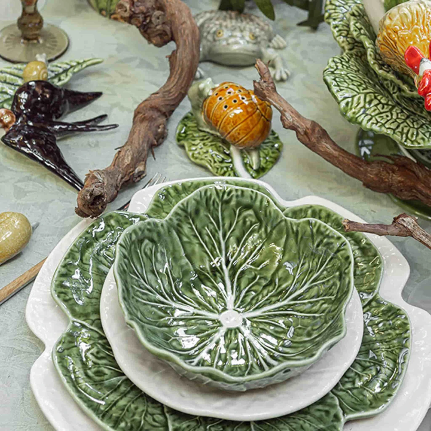 Bordallo Pinheiro Cabbage Dinner Plate 26cm 4 Bordallo Pinheiro Cabbage Dinner Plate 26cm - Image 2