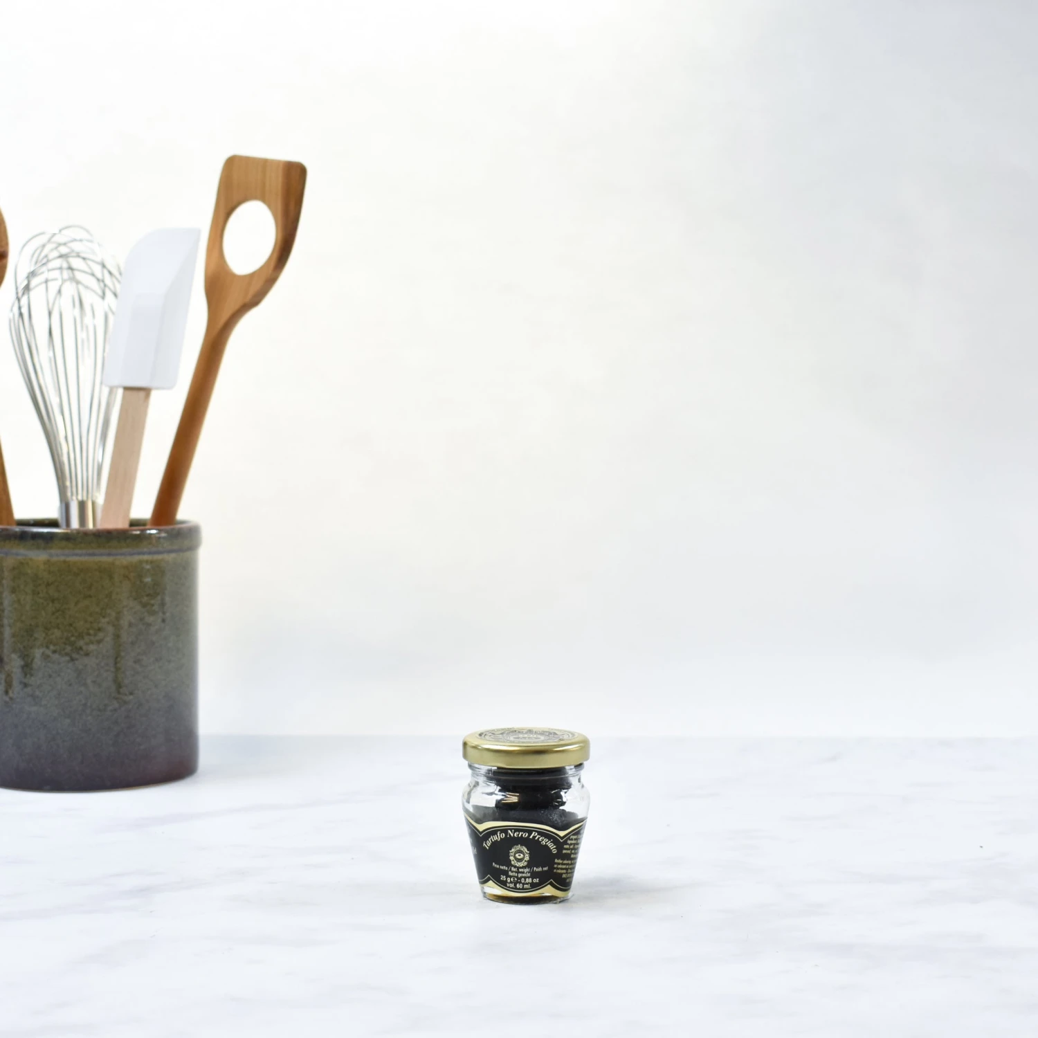 Whole Black Winter Truffle 25g 5 Whole Black Winter Truffle 25g - Image 3