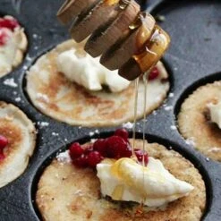 Skeppshult Traditional Cast Iron Scotch Pancake Pan, 23cm 7 Skeppshult Traditional Cast Iron Scotch Pancake Pan, 23cm -Home Kitchen SH0059SkeppshultTraditionalCastIronScotchPancakePan 23cmLifestyle2