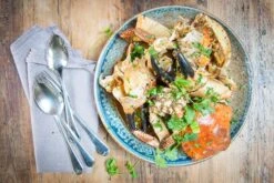 Chouseki Blue Gold Plate 28.5cm Dia X 3.5cm 12 Chouseki Blue Gold Plate 28.5cm Dia X 3.5cm -Home Kitchen chouseki blue gold plate kampot pepper crab above