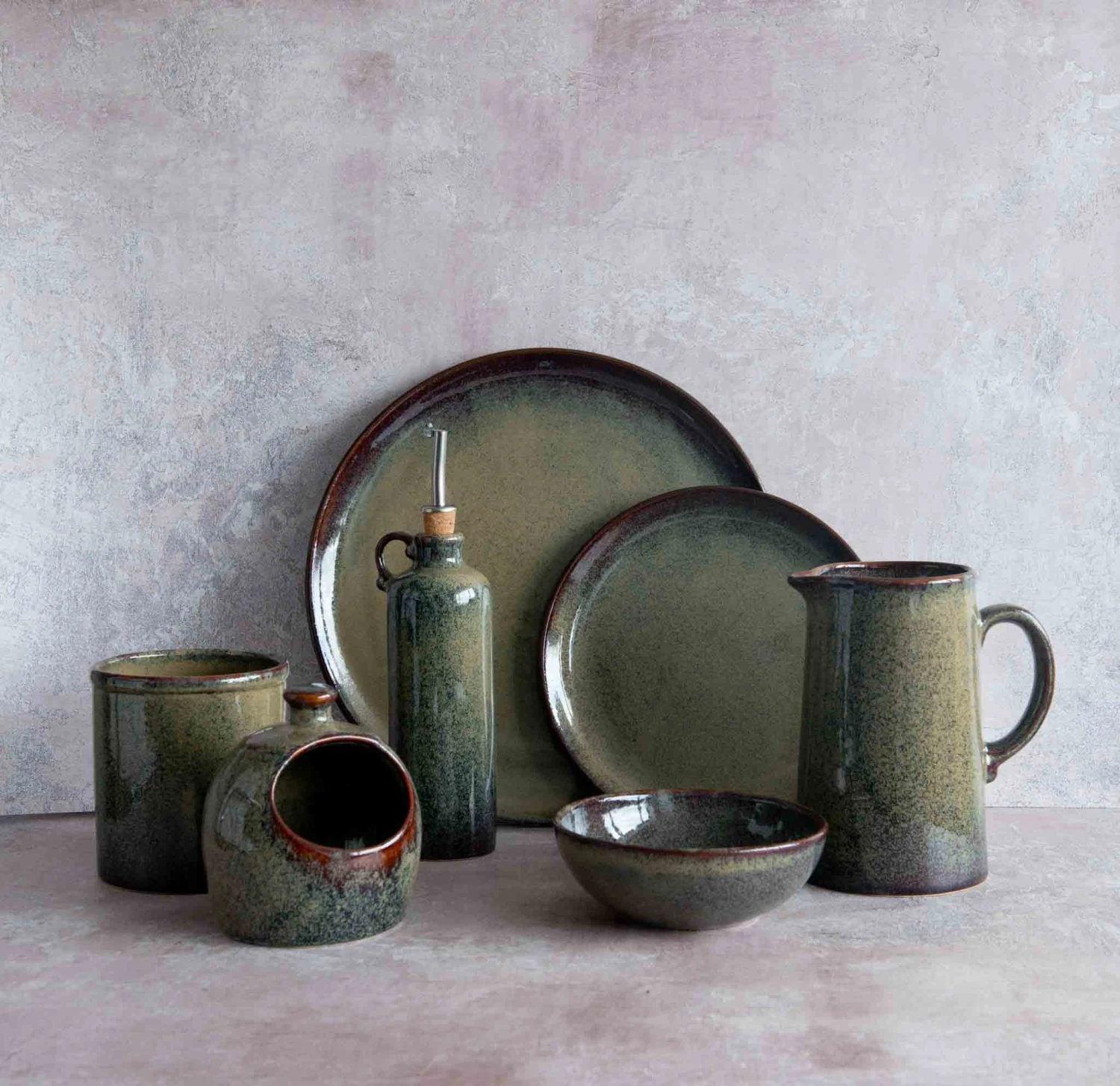 Lagoa Oil & Vinegar Pouring Bottle 5 Lagoa Oil & Vinegar Pouring Bottle - Image 3