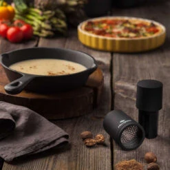 Microplane Black Spice Mill 7 Microplane Black Spice Mill -Home Kitchen microplane spice mill lifestyle