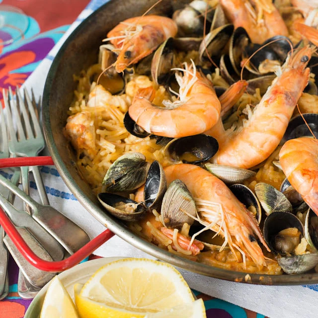 Paella Pan, 4-Person 26cm Dia 4 Paella Pan, 4-Person 26cm Dia - Image 2